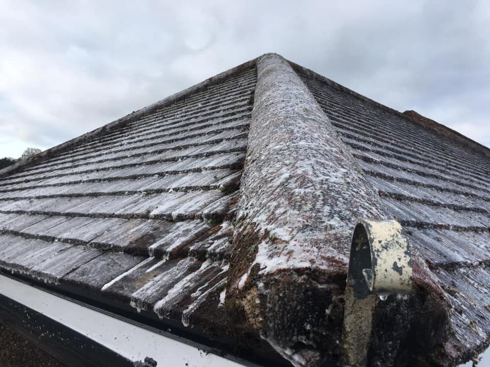 roof cleaning in herefordshire